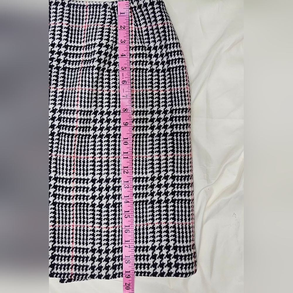 Talbots Petites Wool Pencil Skirt 12P Black White Red Plaid Houndstooth Career - Picture 10 of 11
